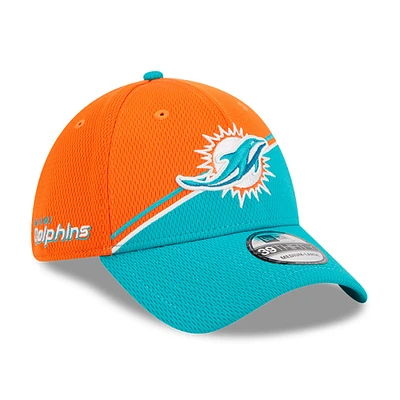 Men's New Era /Aqua Miami Dolphins Sideline 39THIRTY Flex Hat