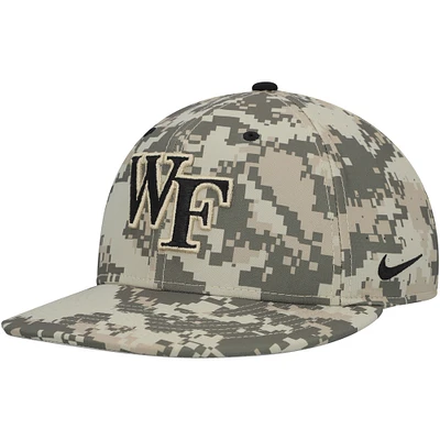 Men's Nike Camo Wake Forest Demon Deacons Aero True Baseball Performance Fitted Hat