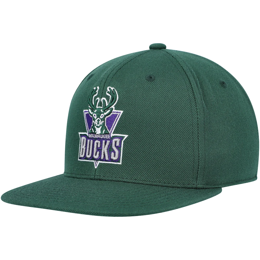 Men's Mitchell & Ness Hunter Green Milwaukee Bucks Hardwood Classics MVP Team Ground 2.0 Fitted Hat