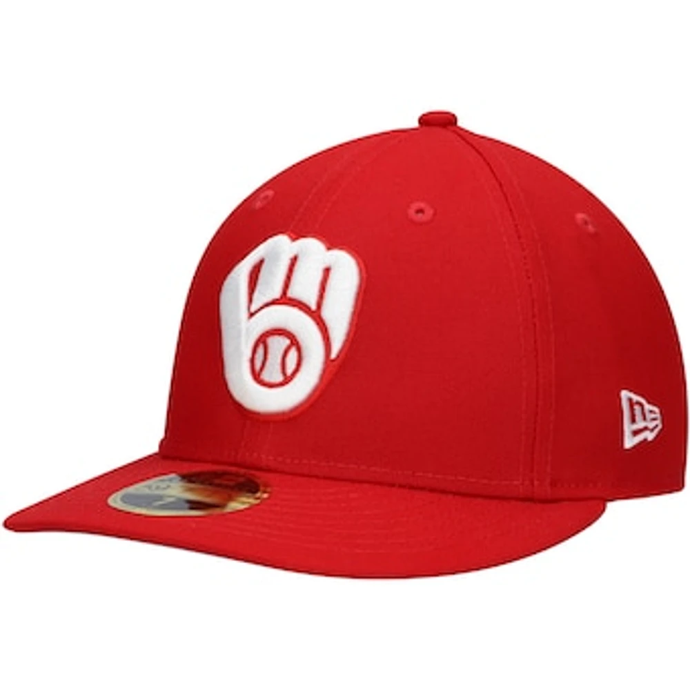 Men's New Era Scarlet Milwaukee Brewers Low Profile 59FIFTY Fitted Hat