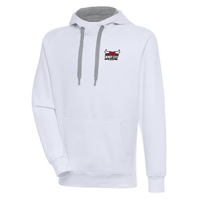 Men's Antigua  White Windy City Bulls Victory Pullover Hoodie