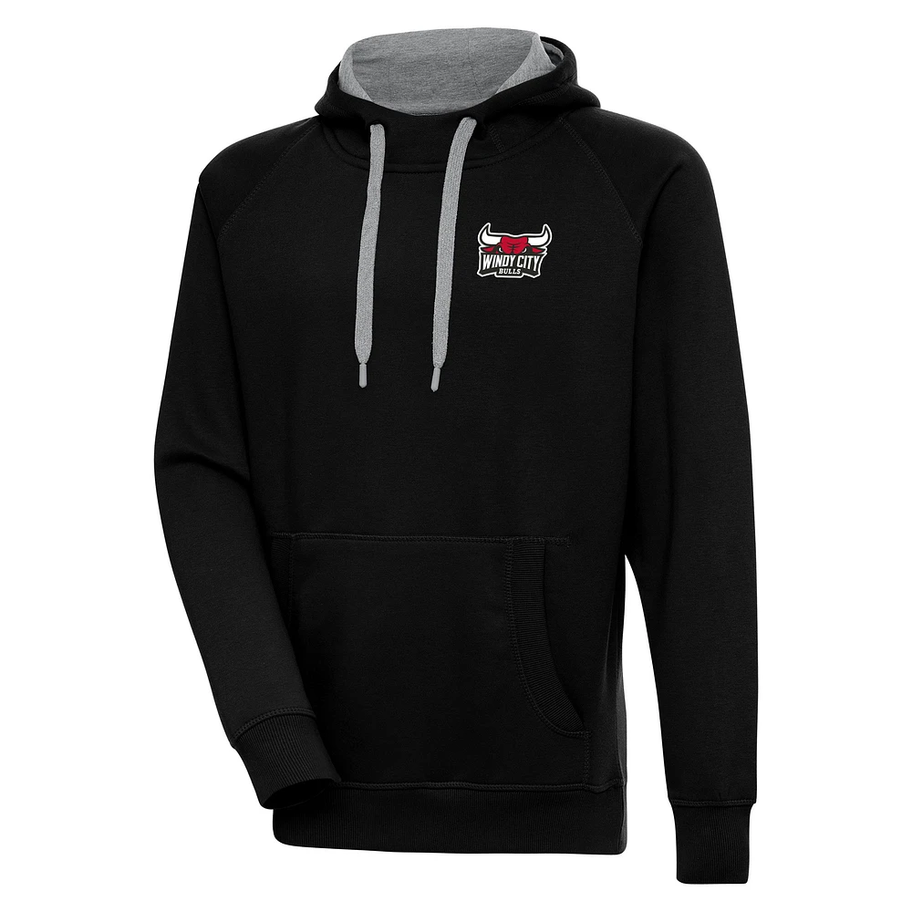 Men's Antigua Black Windy City Bulls Victory Pullover Hoodie