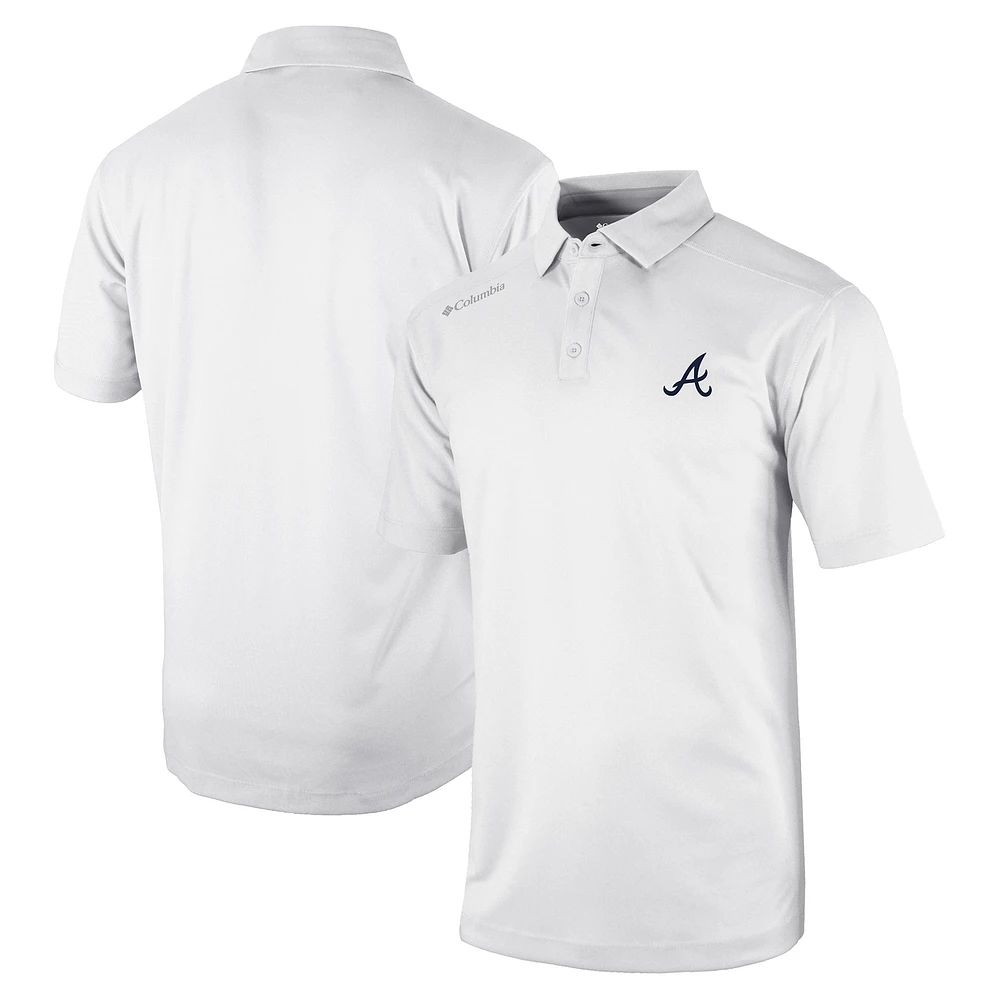 Men's Columbia White Atlanta Braves Omni-Wick Shotgun Polo