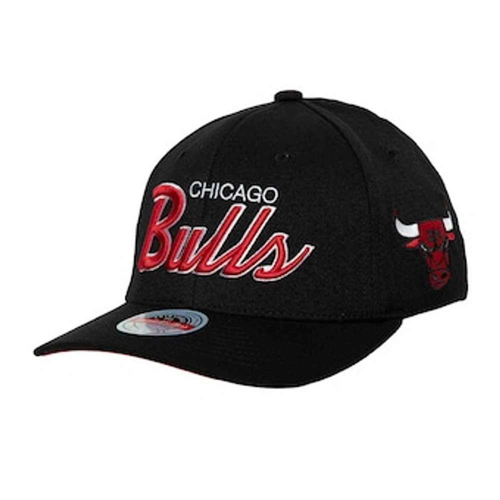 Men's Mitchell & Ness Black Chicago Bulls MVP Team Script 2.0 Stretch-Snapback Hat