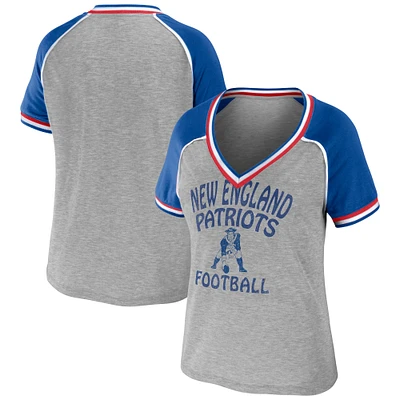 Women's WEAR by Erin Andrews Heather Gray New England Patriots Cropped Raglan Throwback V-Neck T-Shirt