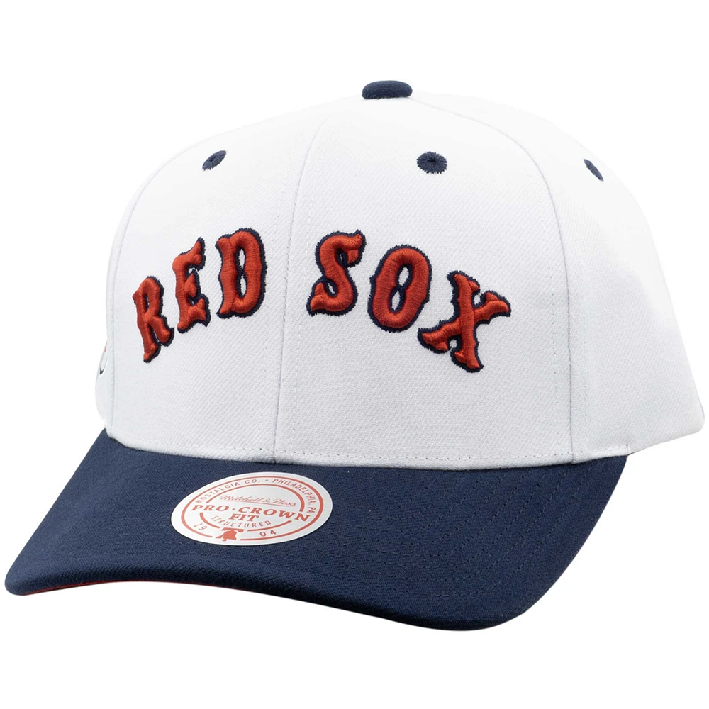 Men's Mitchell & Ness White Boston Red Sox Cooperstown Collection Pro Crown Snapback Hat