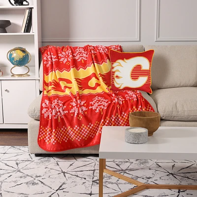 Calgary Flames Two-Pack Pillow & Blanket Holiday Set