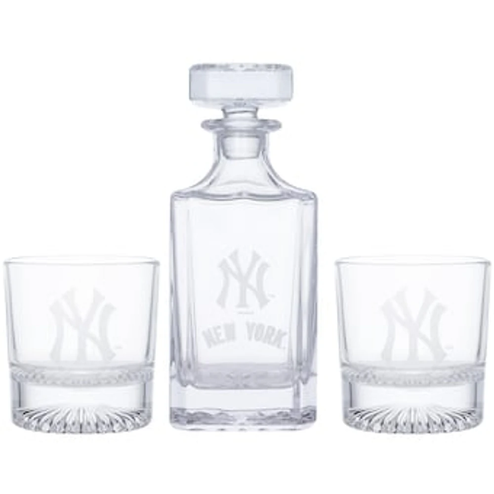 New York Yankees Decanter & Two Rocks Glasses Set