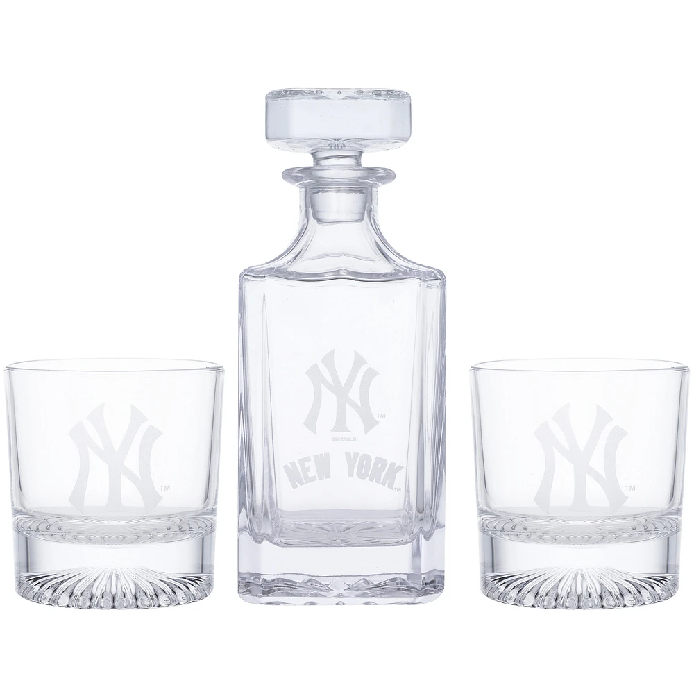 New York Yankees Decanter & Two Rocks Glasses Set