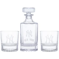 New York Yankees Decanter & Two Rocks Glasses Set