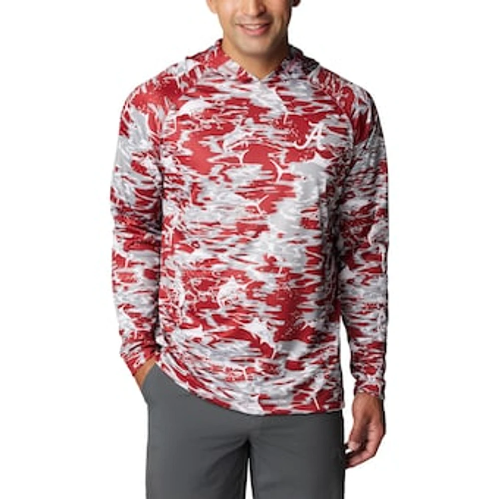 Men's Columbia Crimson Alabama Tide PFG Terminal Tackle Omni-Shade Rippled Long Sleeve Hooded T-Shirt