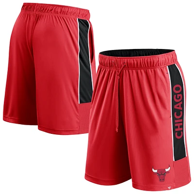 Men's Fanatics Red Chicago Bulls Game Winner Defender Shorts