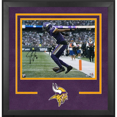 Justin Jefferson Minnesota Vikings Autographed Deluxe Framed Autographed 16"x 20" Griddy Photograph