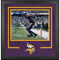 Justin Jefferson Minnesota Vikings Autographed Deluxe Framed Autographed 16"x 20" Griddy Photograph