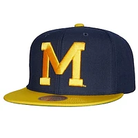 Men's Mitchell & Ness Navy/Maize Michigan Wolverines 2-Tone 2.0 Snapback Hat