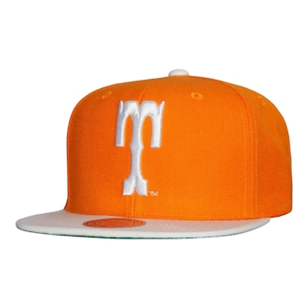 Men's Mitchell & Ness Tennessee Orange/White Tennessee Volunteers 2-Tone 2.0 Snapback Hat