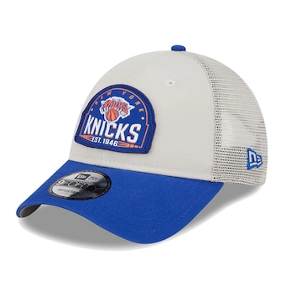 Men's New Era Khaki/Blue New York Knicks Throwback Patch Trucker 9FORTY Adjustable Hat