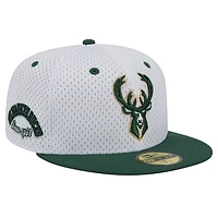 Men's New Era White/Hunter Green Milwaukee Bucks Throwback 2Tone 59FIFTY Fitted Hat