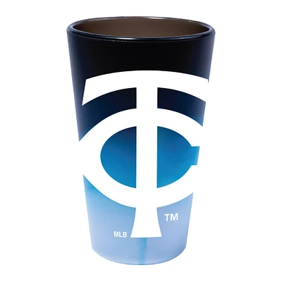 WinCraft Minnesota Twins 16oz. Fashion Silicone Pint Glass