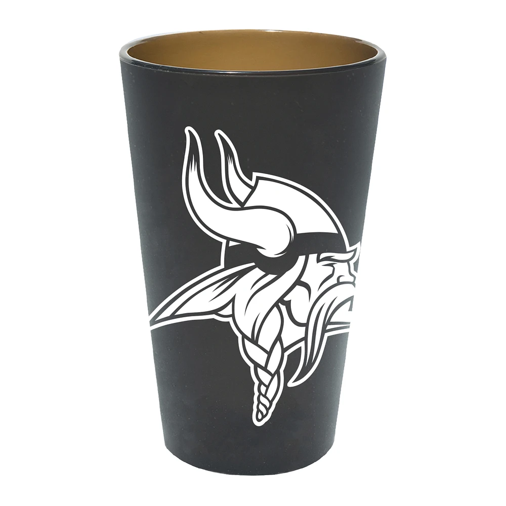 WinCraft Minnesota Vikings 16oz. Team Color Silicone Pint Glass