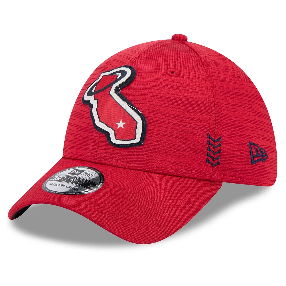 Men's New Era Red Los Angeles Angels 2024 Clubhouse 39THIRTY Flex Hat