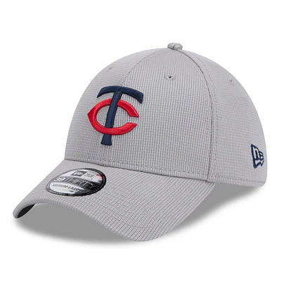 Men's New Era Gray Minnesota Twins Active Pivot 39THIRTY Flex Hat