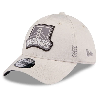 Men's New Era Cream San Francisco Giants 2024 Clubhouse 39THIRTY Flex Hat