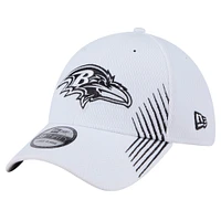 Men's New Era White Baltimore Ravens Active 39THIRTY Flex Hat