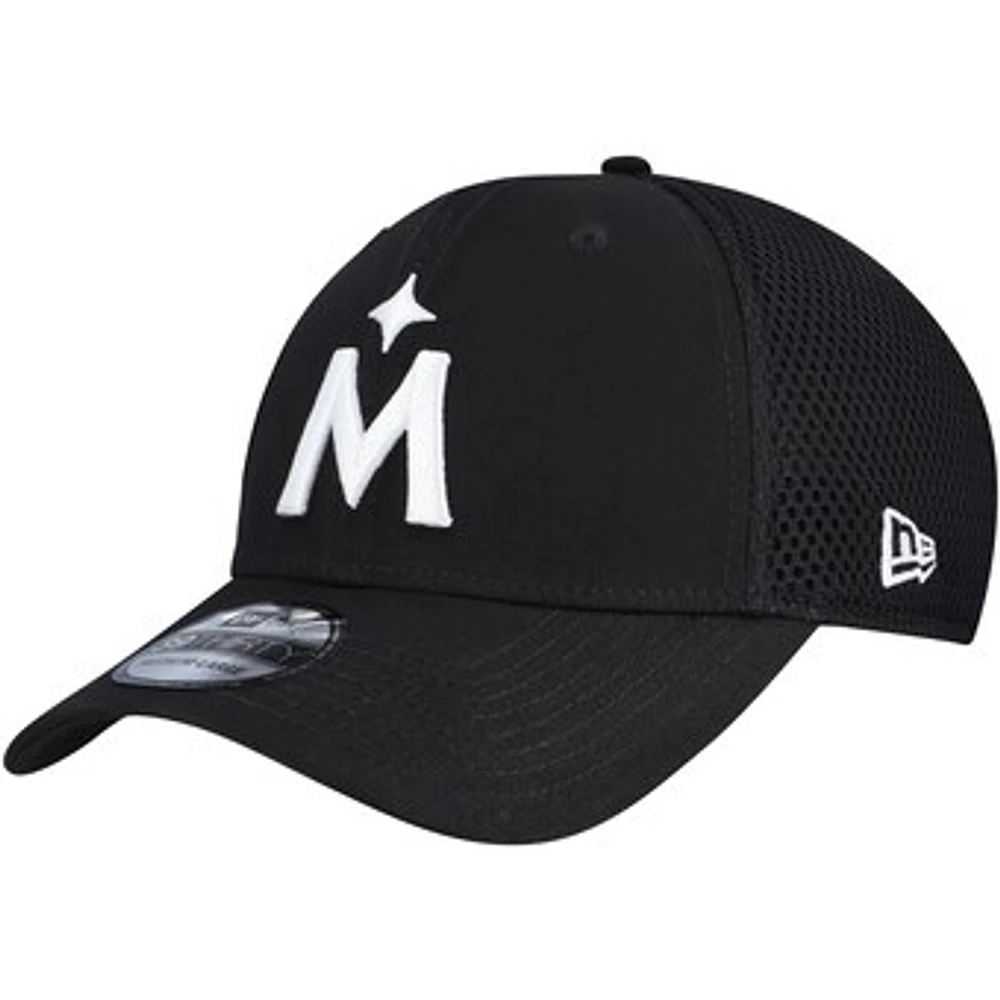 Men's New Era Minnesota Twins Evergreen Black & White Neo 39THIRTY Flex Hat