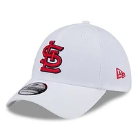 Men's New Era White St. Louis Cardinals Evergreen 39THIRTY Flex Hat