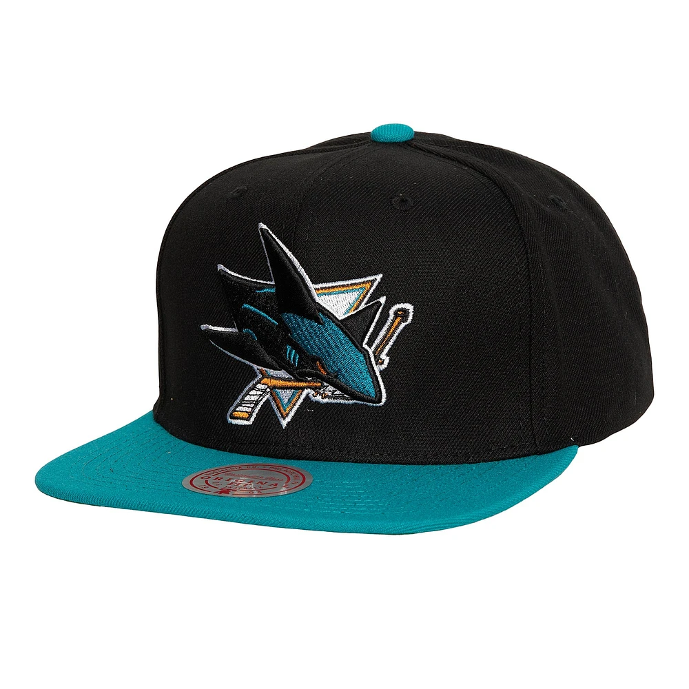 Men's Mitchell & Ness Black San Jose Sharks Core Team Ground 2.0 Snapback Hat