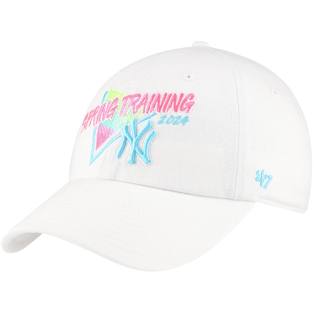 Men's '47 White New York Yankees 2024 Spring Training Vapor Wave Clean Up Adjustable Hat