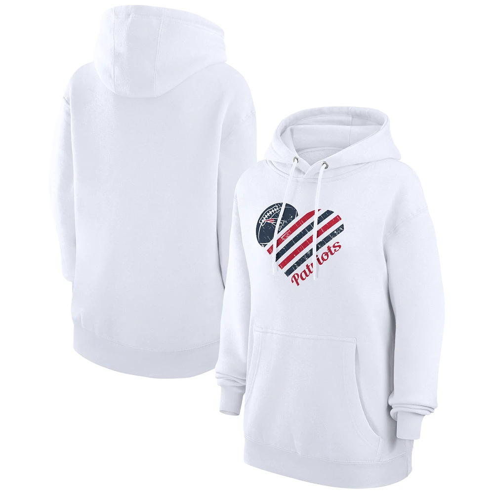 Women's G-III 4Her by Carl Banks White New England Patriots Heart Graphic Fleece Pullover Hoodie