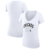Women's G-III 4Her by Carl Banks Chicago White Sox Filigree Team V-Neck Fitted T-Shirt