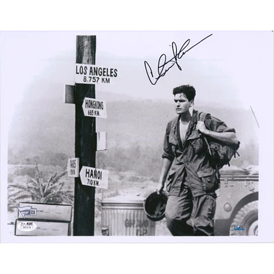 Charlie Sheen Platoon Autographed 11" x 14" Photograph - JSA