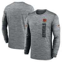 Men's Nike Cincinnati Bengals 2024 Sideline Velocity Performance Long Sleeve T-Shirt