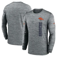 Men's Nike Denver Broncos 2024 Sideline Velocity Performance Long Sleeve T-Shirt