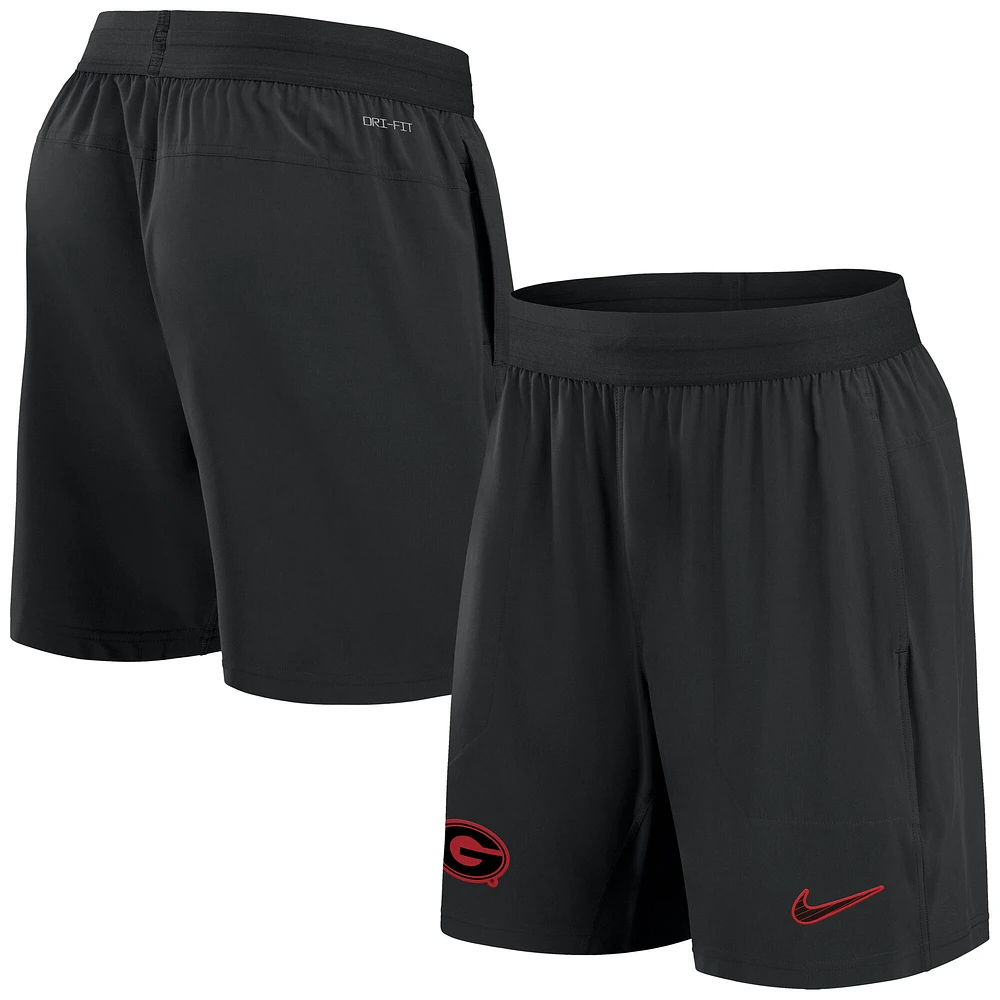 Men's Nike Black Georgia Bulldogs 2024 Sideline Performance Shorts