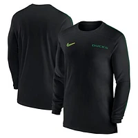 Men's Nike Oregon Ducks 2024 Sideline Coach UV Performance Long Sleeve T-Shirt