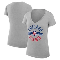 Women's G-III 4Her by Carl Banks Heather Gray Chicago Cubs City Graphic V-Neck Fitted T-Shirt