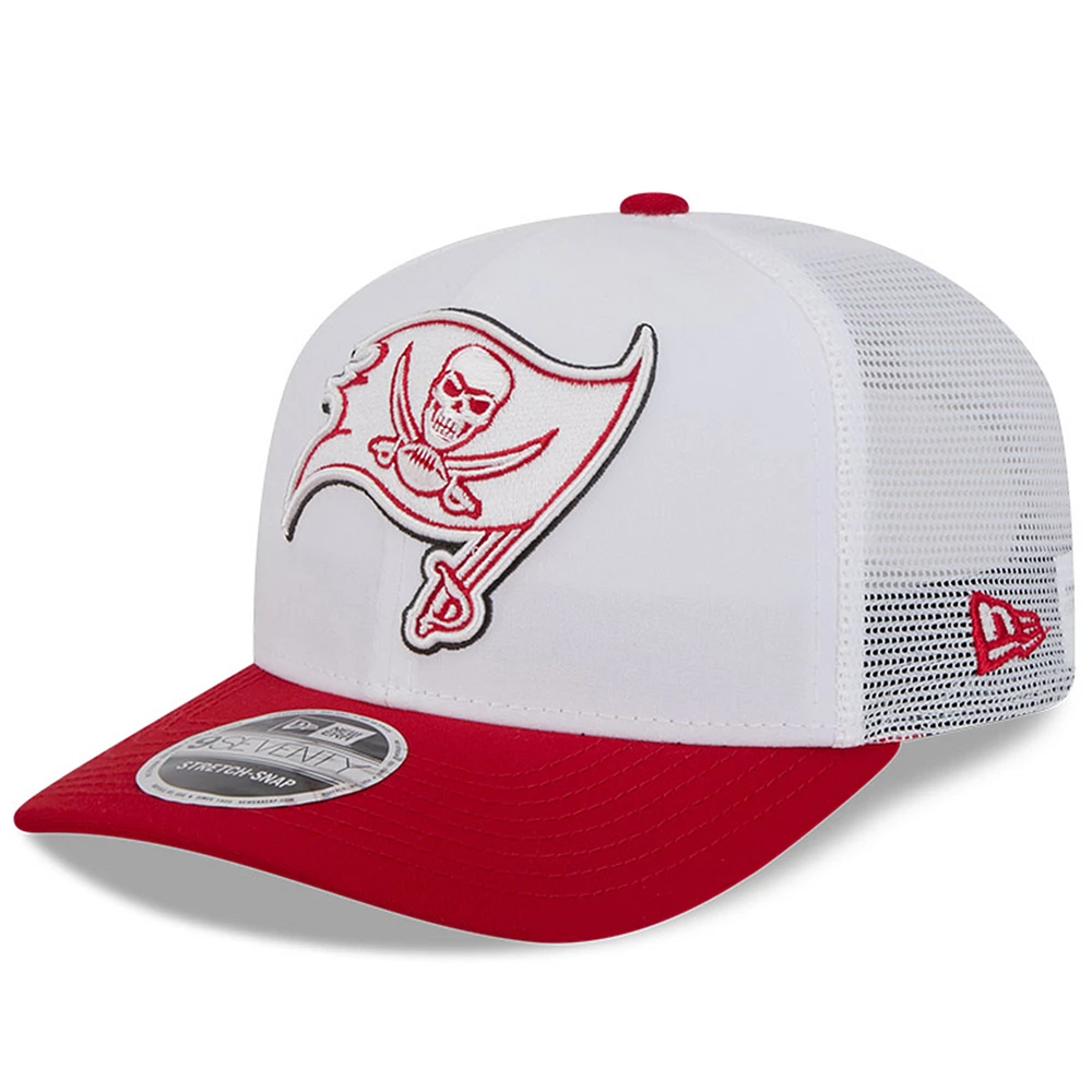 Men's New Era White/Red Tampa Bay Buccaneers 2024 NFL Training Camp 9SEVENTY Trucker Hat