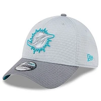 Men's New Era Gray Miami Dolphins 2024 NFL Training Camp 39THIRTY Flex Hat