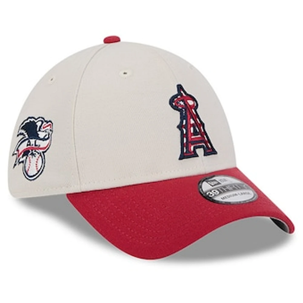 Men's New Era  Khaki/Red Los Angeles Angels 2024 Fourth of July 39THIRTY Flex Hat