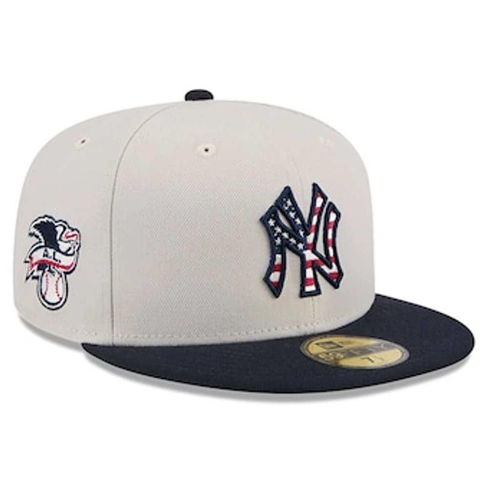 Men's New Era  Khaki/Black York Yankees 2024 Fourth of July 59FIFTY Fitted Hat