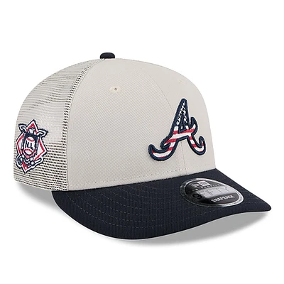 Men's New Era  Khaki/Black Atlanta Braves 2024 Fourth of July Trucker Low Profile 9FIFTY Snapback Hat