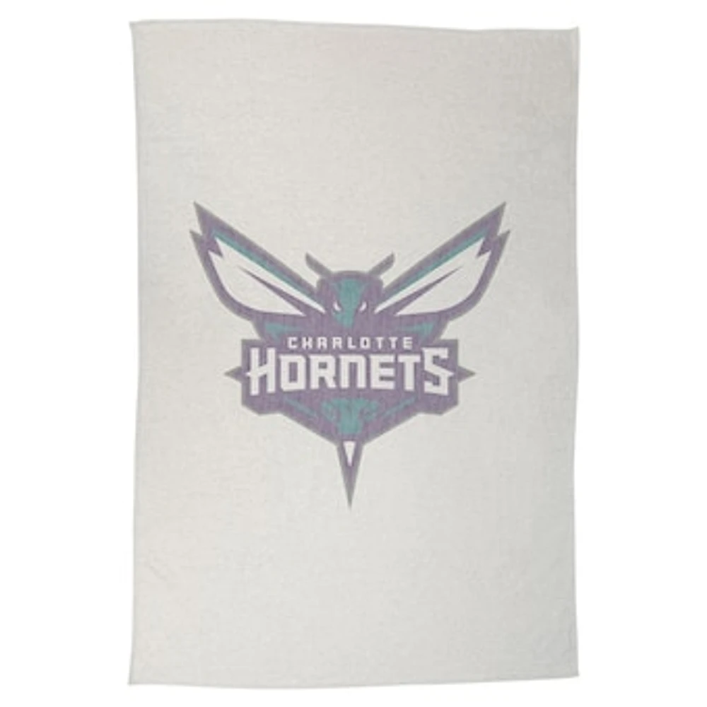 Charlotte Hornets 54" x 84" Sweatshirt Blanket