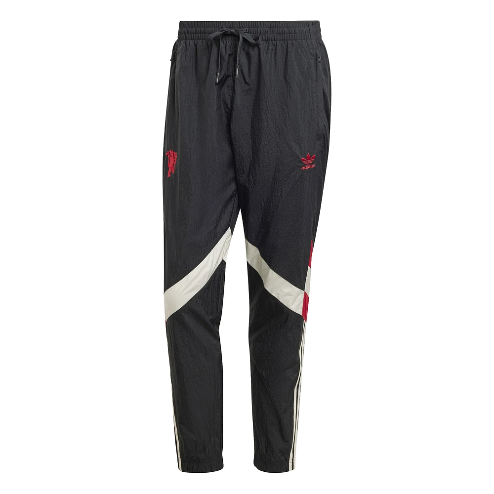 Men's adidas Originals Black Manchester United Lifestyler Track Pants