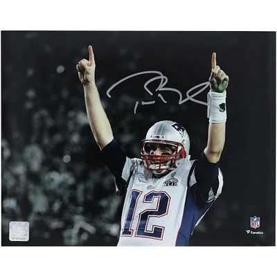 Tom Brady New England Patriots Autographed 11" x 14" Super Bowl XLIX Spotlight Photograph