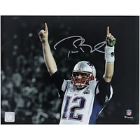 Tom Brady New England Patriots Autographed 11" x 14" Super Bowl XLIX Spotlight Photograph