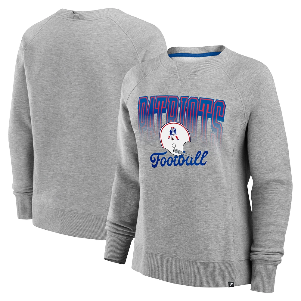 Women's Fanatics Heather Gray New England Patriots Hit Hard Fleece Pullover Sweatshirt